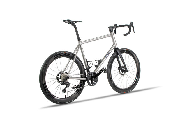 Fedaia In-route Force AXS - Custom Titanium Road bike