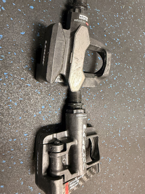 Used - Look Keo Blade Pedals