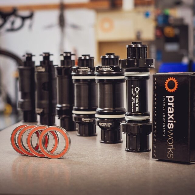 M30-THRU Road Bottom Bracket - BB30/PF30, 68mm