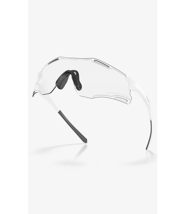 Oakley, Cybr Zero- Clear to Black Iridium Photochromic Lenses/Matte White Frame