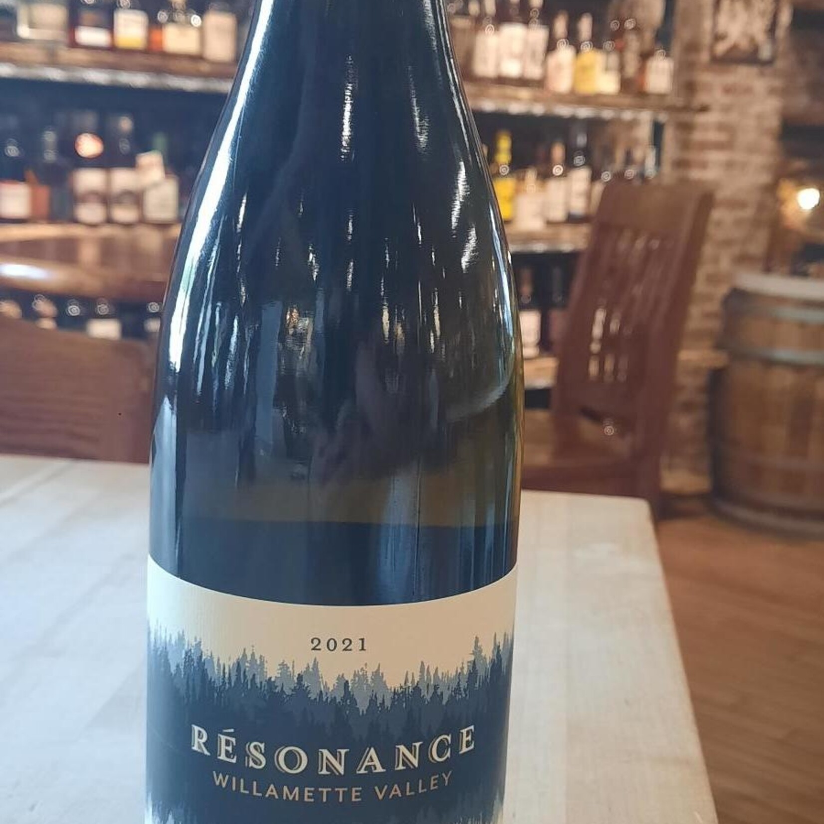 Resonance Wines Chardonnay Willamette Valley (2021) 750ml