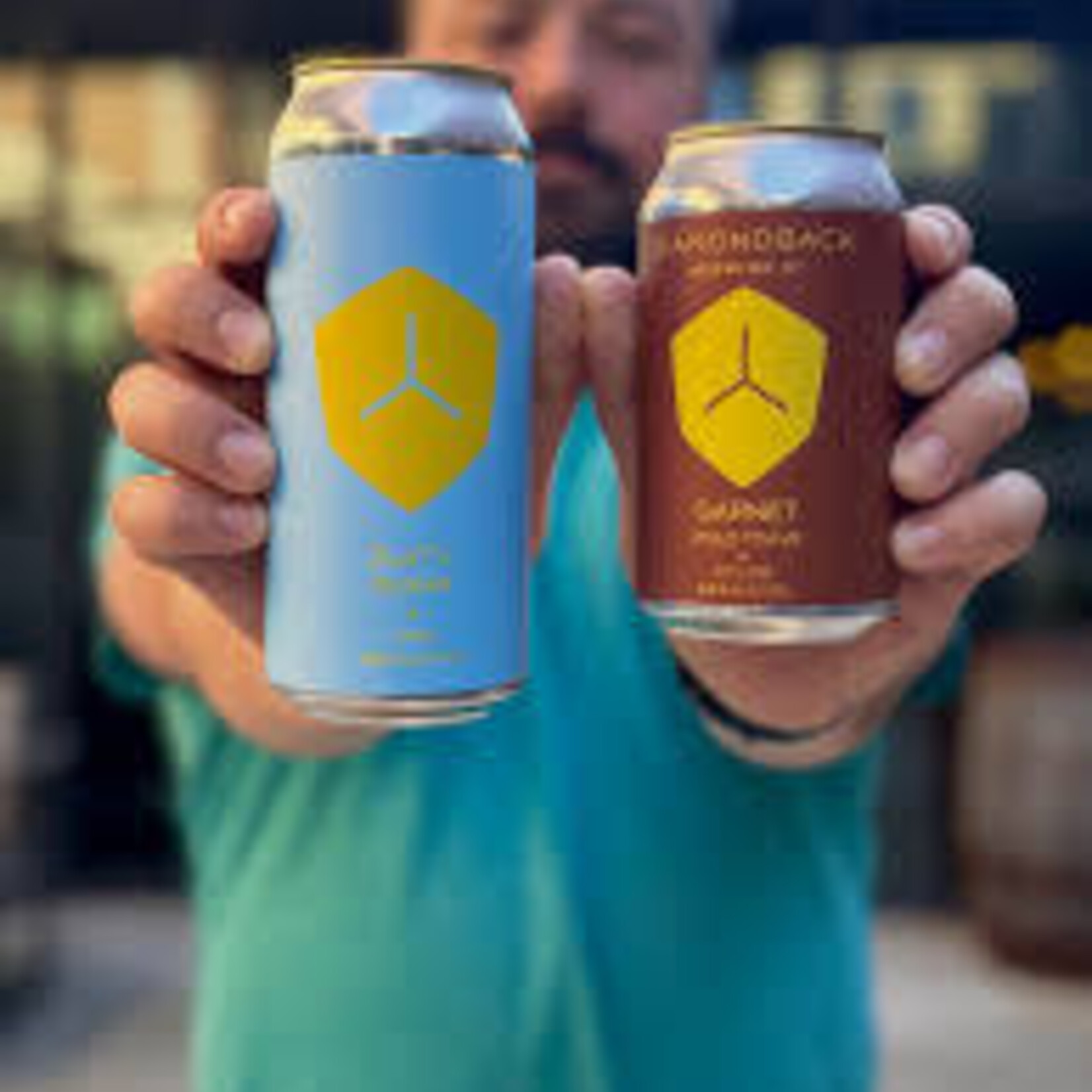 Diamondback Garnet 6pk CN