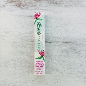 Petite 'n Pretty Feather Stretch Washable Mascara Petite 'n Pretty Feather Stretch Washable Mascara