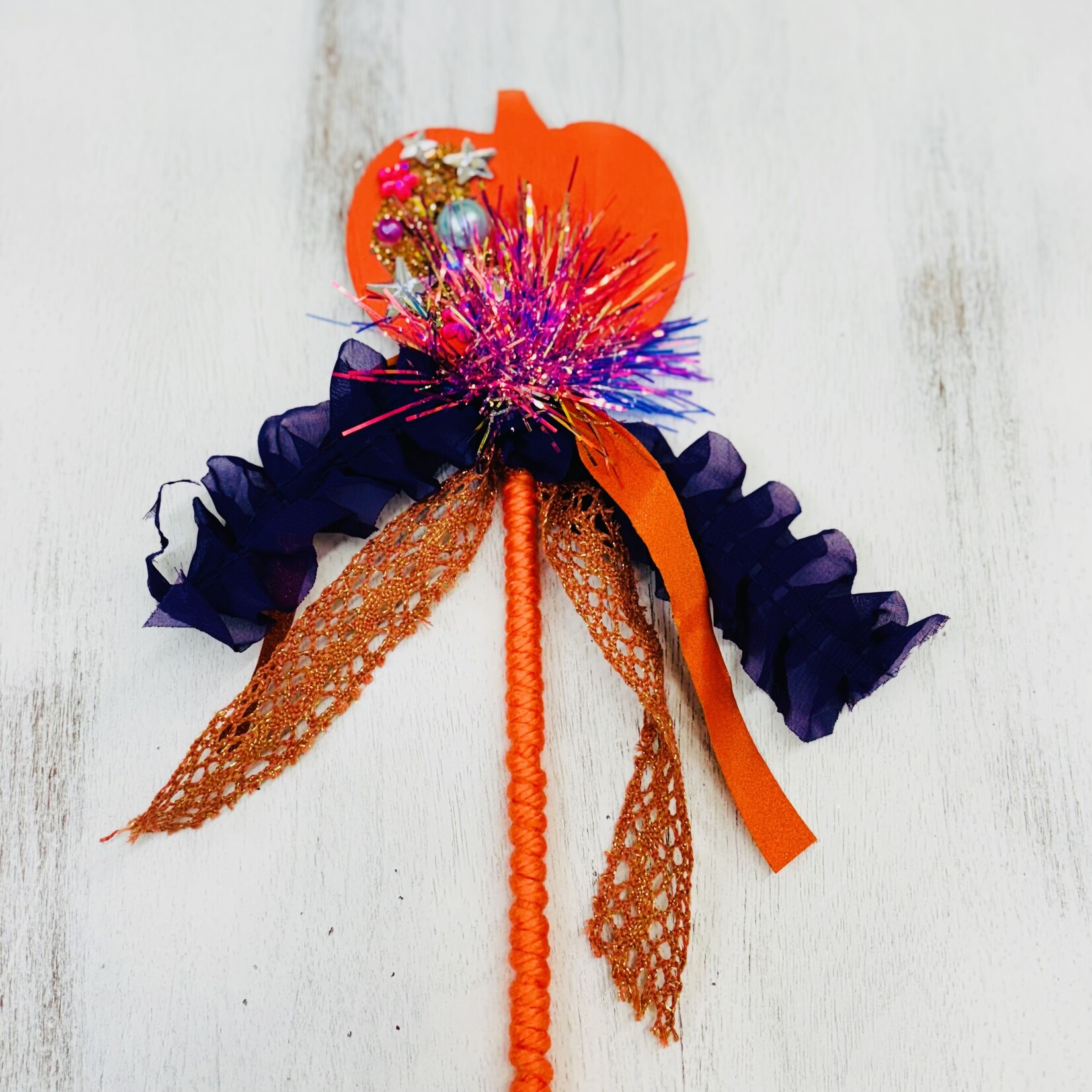 The Twinkled Twig Pumpkin Wand