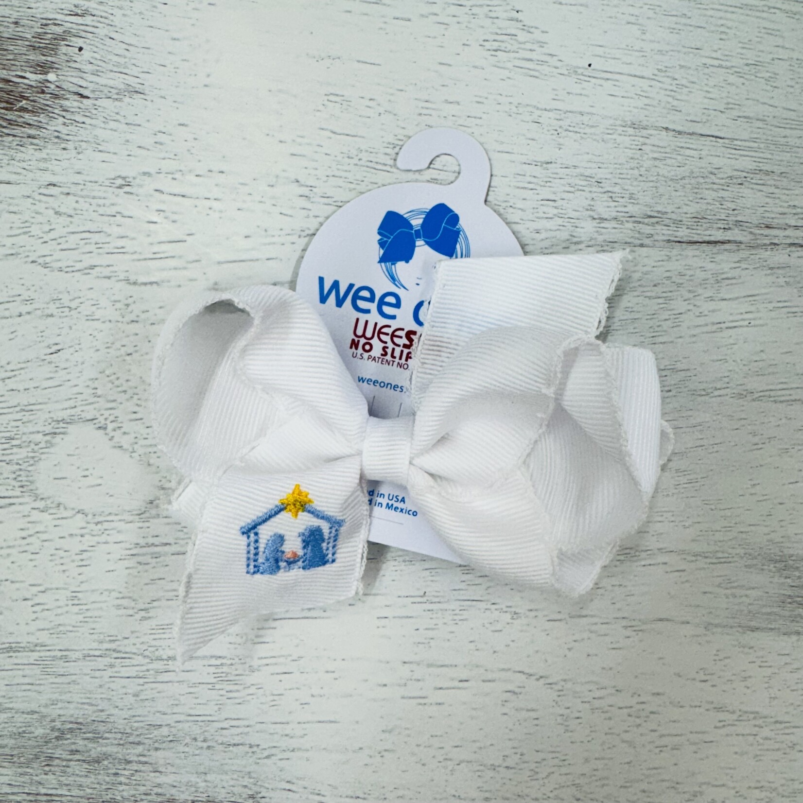 Wee Ones Medium Bow Moonstitch Edge Nativity
