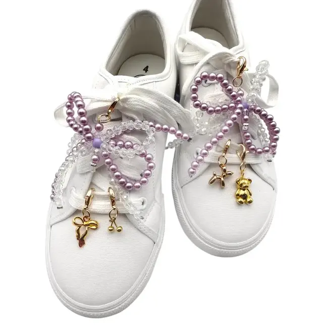 Mavi Bandz Pearl Shoe Charms