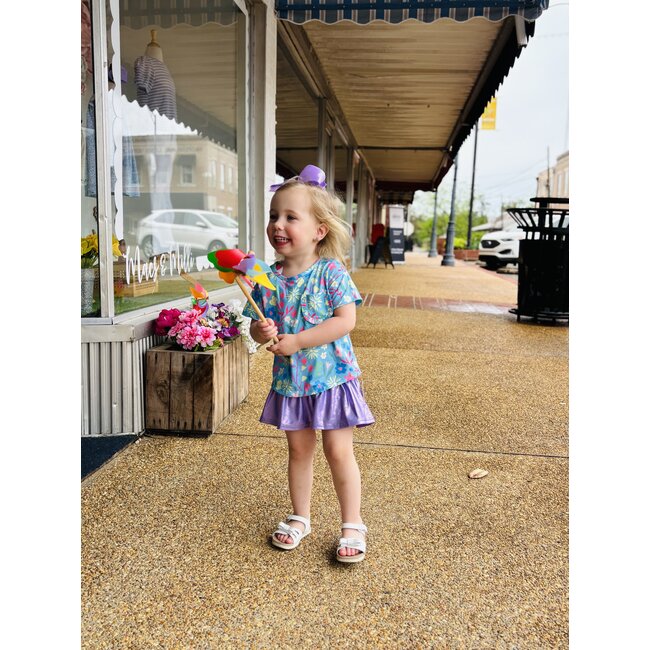 Azarhia Shimmer Lavender Gathered Skort