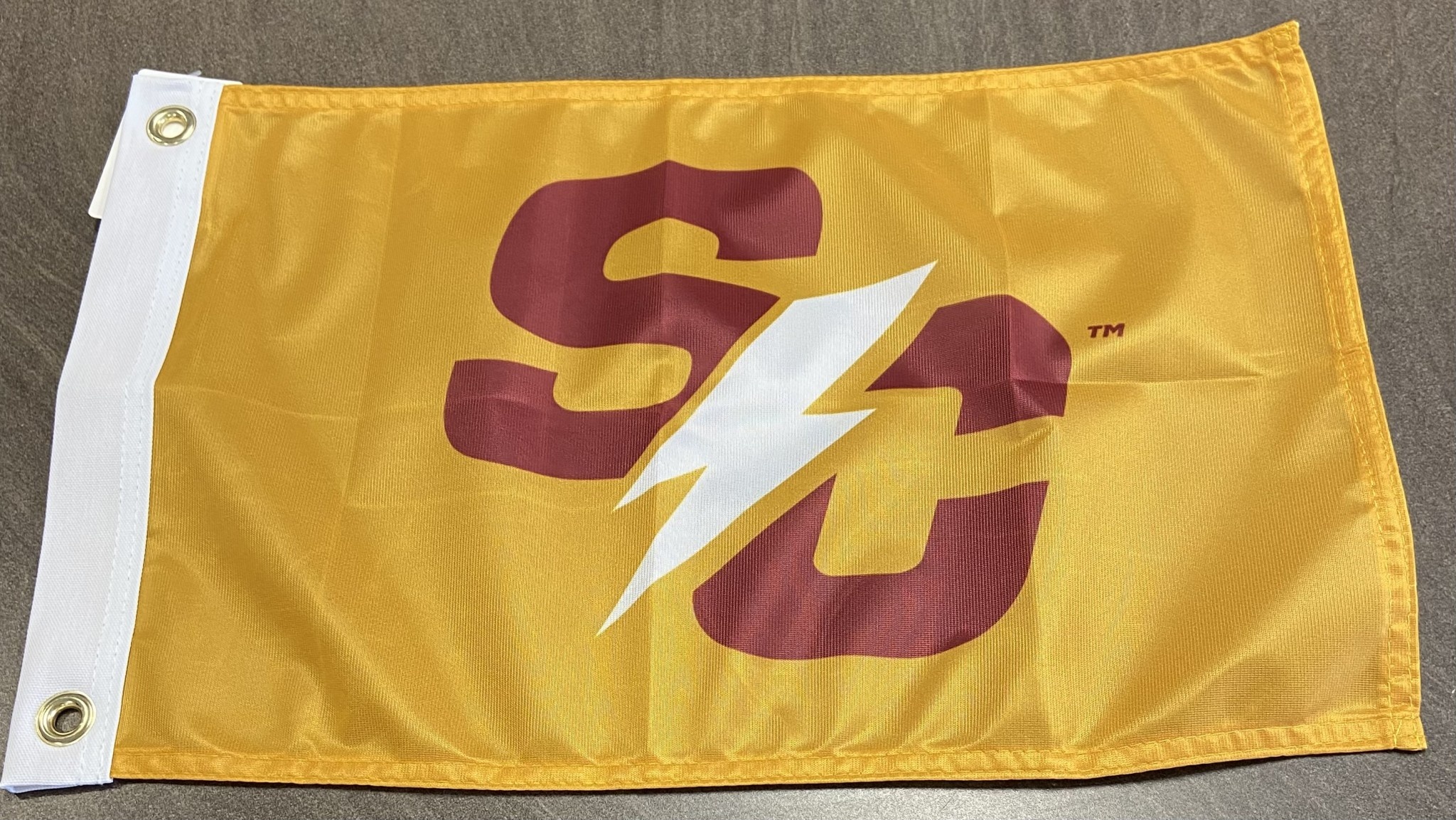 12-x18-boat-flag-simpson-college-spirit-shop