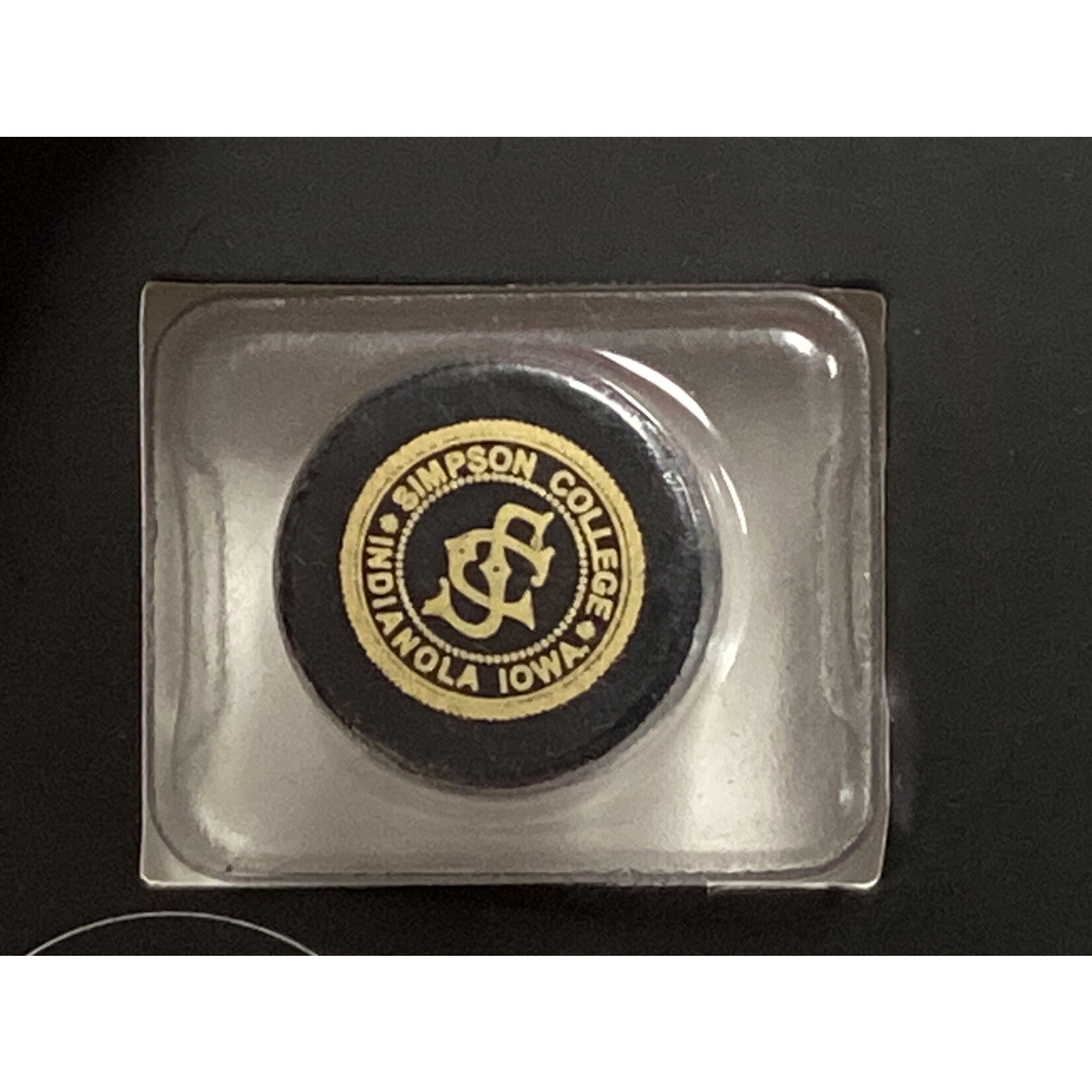 LXG Magnetic Lapel Pin - Simpson Seal