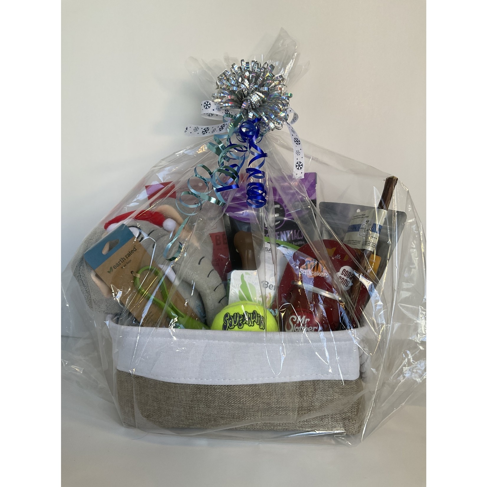 MR.BODHI DOG GIFT BASKET