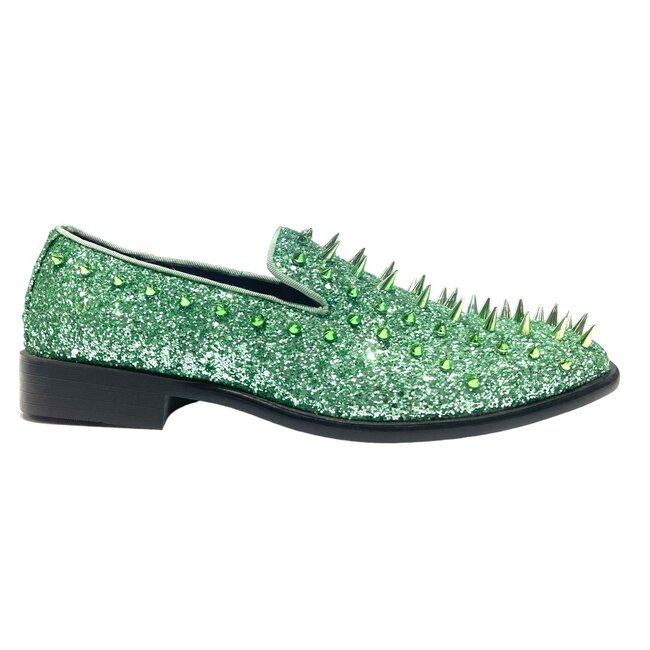 Globe Footwear Spikes Flat Slip On Shoe 6788