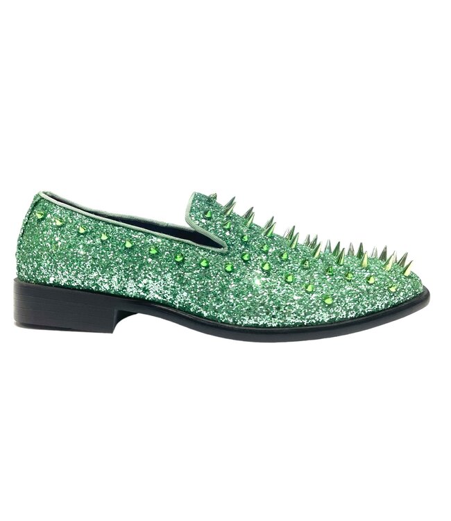 Globe Footwear Spikes Flat Slip On Shoe 6788