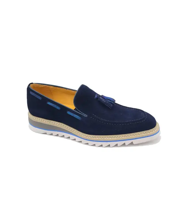 Carrucci Venetian Suede Loafer  Calfskin With Tassel