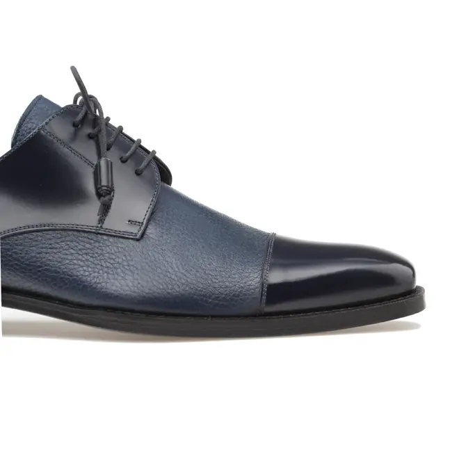 Mezlan Soka Lace-Up Oxford