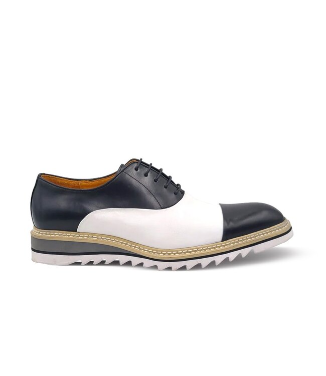 Carrucci KS552-03T Distinguished Modern Classic Spectator, Cap-toe