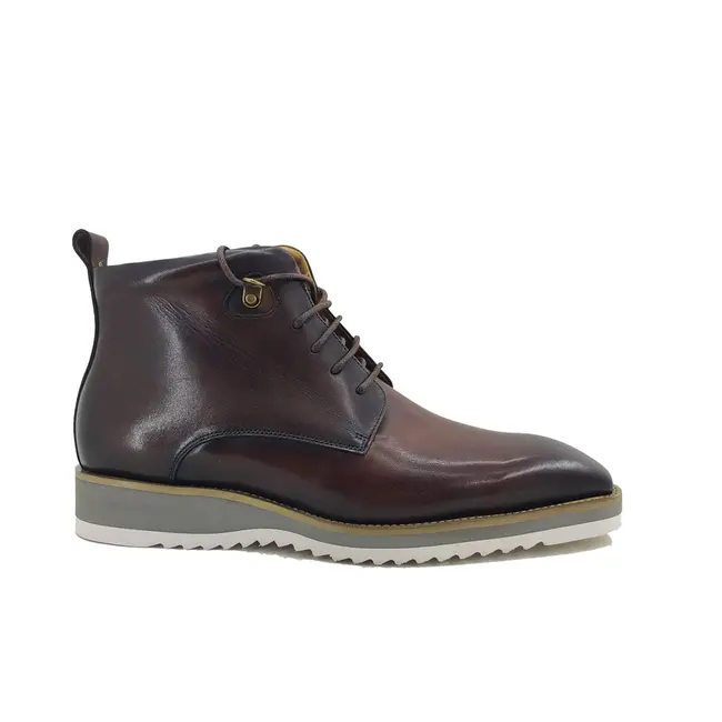 Carrucci Burnished Calfskin Lace-Up boot White