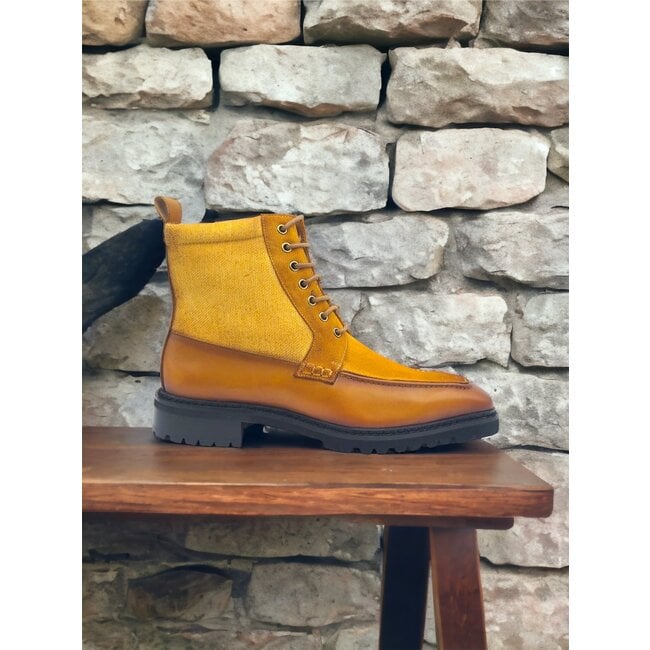 Carrucci Suede  Boot Carrucci Tri Tone