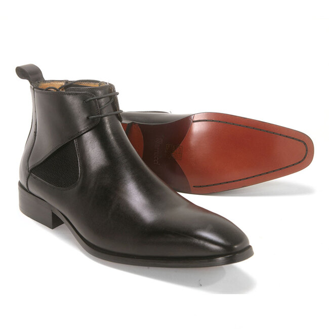 Carrucci Calfskin Lace-up Chukka  Men's Boot