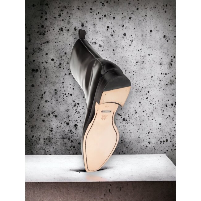 Marques Genuine Leather Plain-Toe Boot - Black