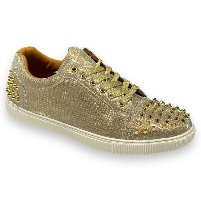 Spikes Leather Low-Top Sneakers
