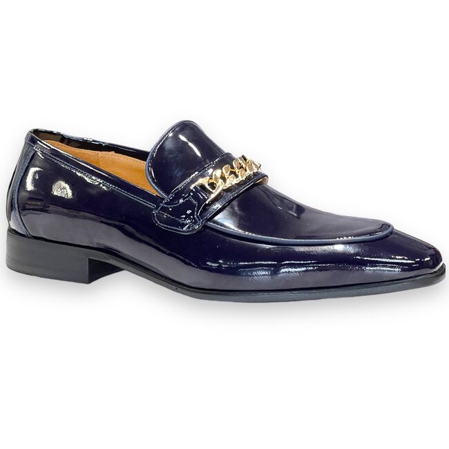 Beveled Squared Toe Soft Patent Leather Loafer