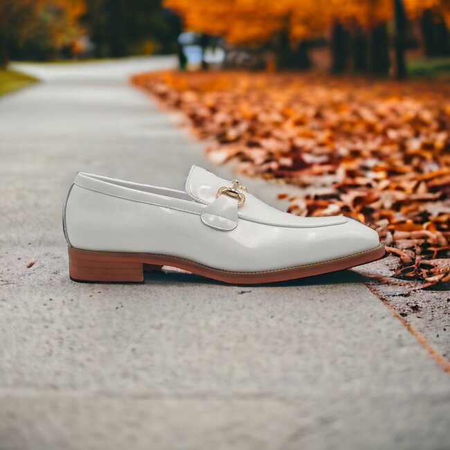 Carrucci Signature Horse Bit Calfskin Patent Leather Loafer 'KS509-28PG'
