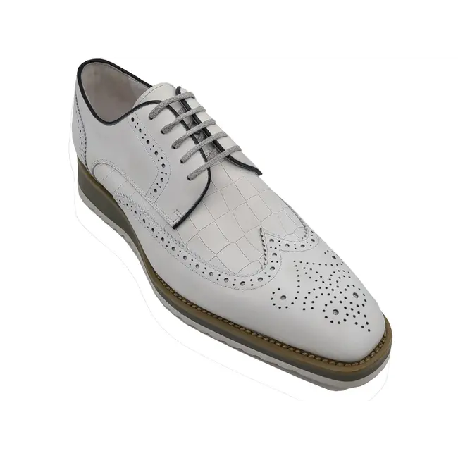 kS515-35 White Carrucci Shoe