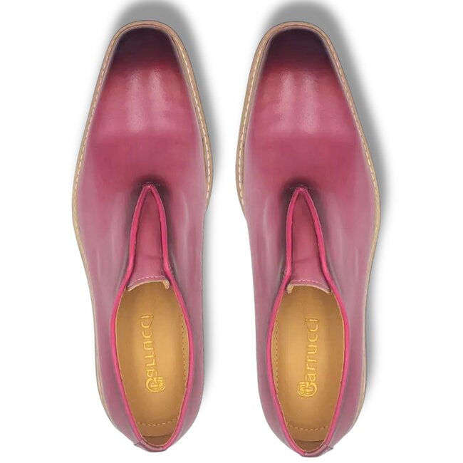 Carrucci Laceless Loafer with Contrast color lightweight sole