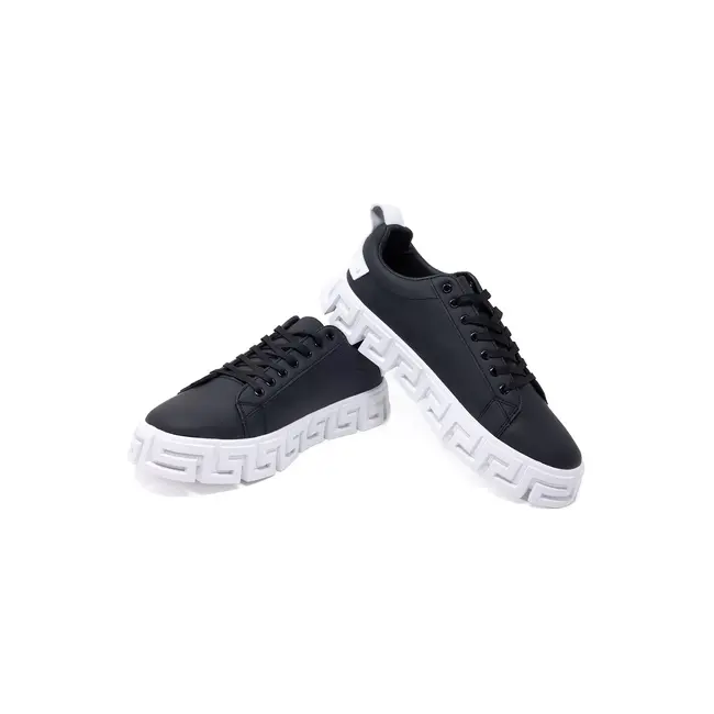 Nifty Pair Low Top Sneakers