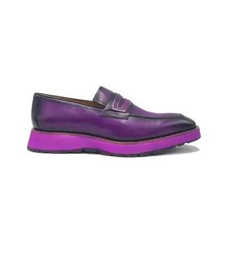 Carrucci Leather Penny Loafer in Chunky Sole