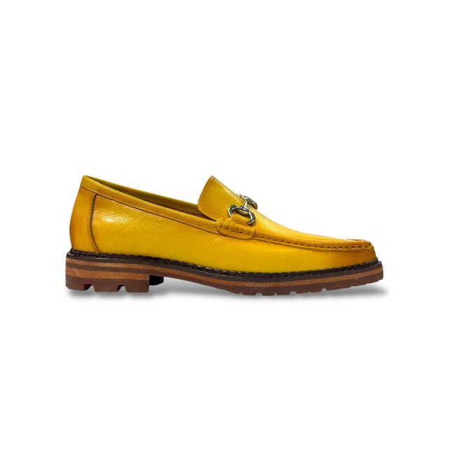 Carrucci Loafer Lug Sole: Blend of Style and Comfort 'KS623-01'