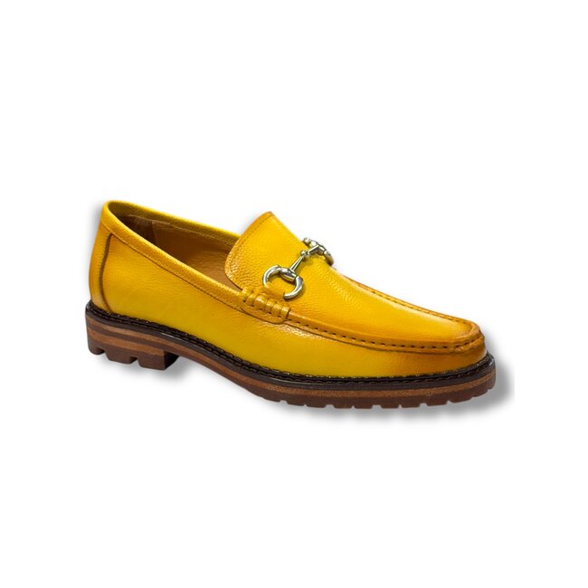 Carrucci Loafer Lug Sole: Blend of Style and Comfort 'KS623-01'