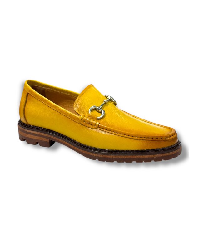 Carrucci Loafer Lug Sole: Blend of Style and Comfort 'KS623-01'