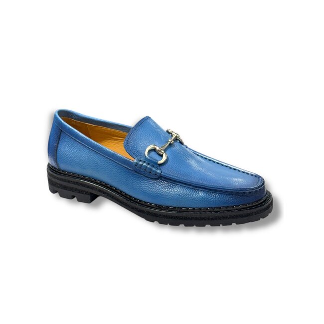 Carrucci Loafer Lug Sole: Blend of Style and Comfort 'KS623-01'