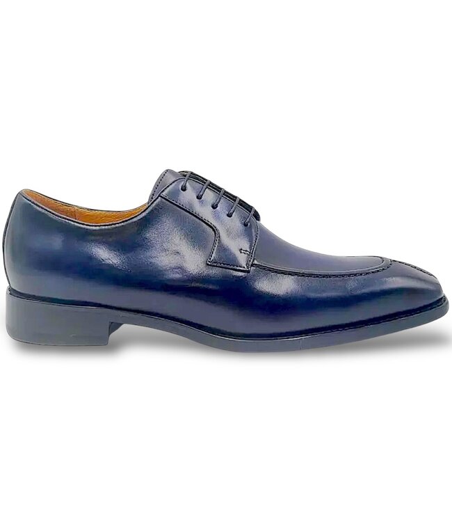 Carrucci Split Toe Oxford in Leather Sole