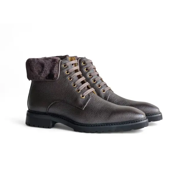 Rugged Leather Boot with Faux Shearling KB516-52