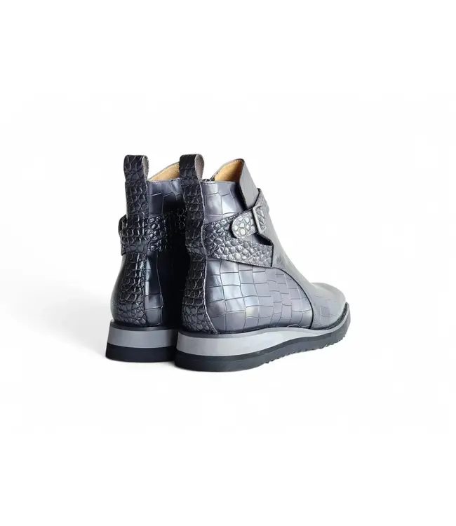 Carrucci Carrucci Vesper Cross Strap Buckle Boot