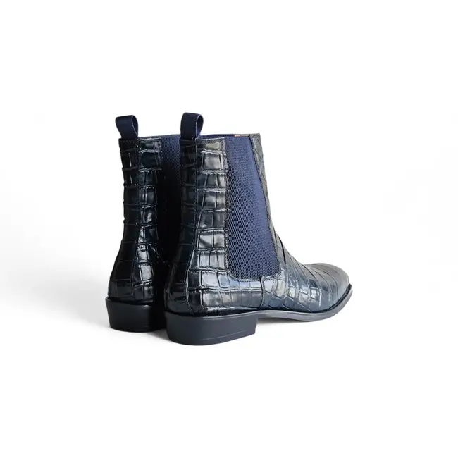 Carrucci Crocodile Embossed Chelsea Boot KB503X-601E