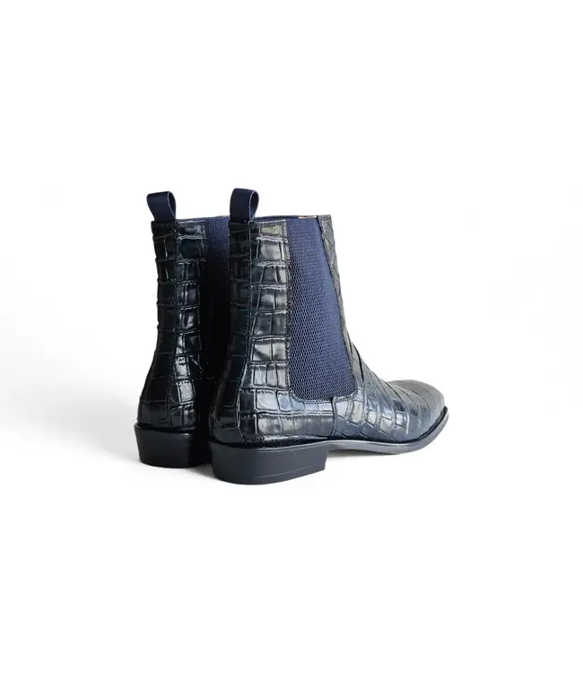 Carrucci Crocodile Embossed Chelsea Boot KB503X-601E