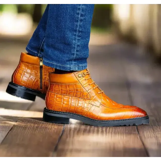 Men's Lace-up Boots Alligator Embossed