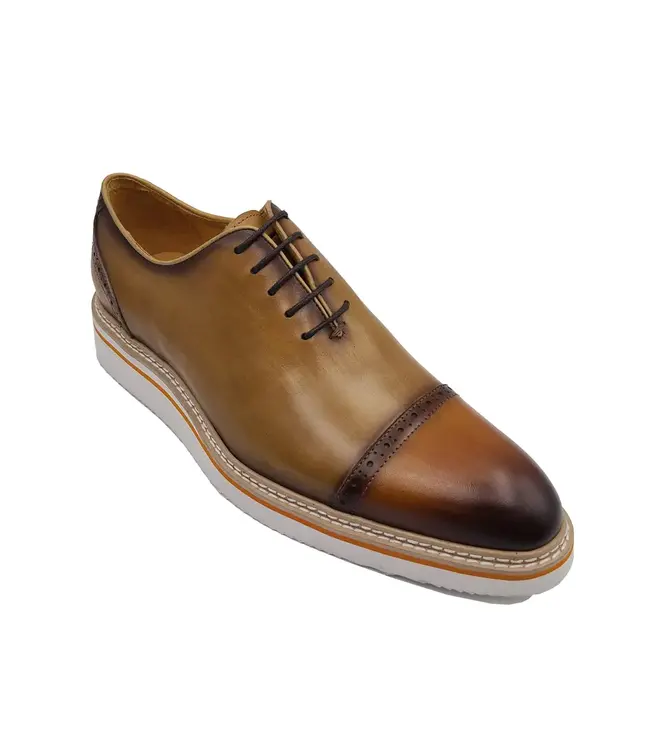 Carrucci Carrucci Two Tone Cap toe Calfskin Oxford