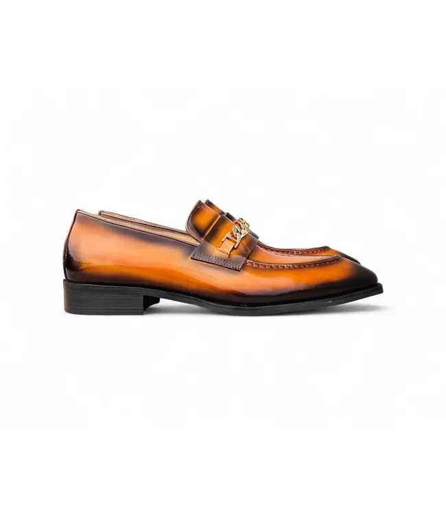 Carrucci Carrucci Amber Patent Leather Chain Loafer