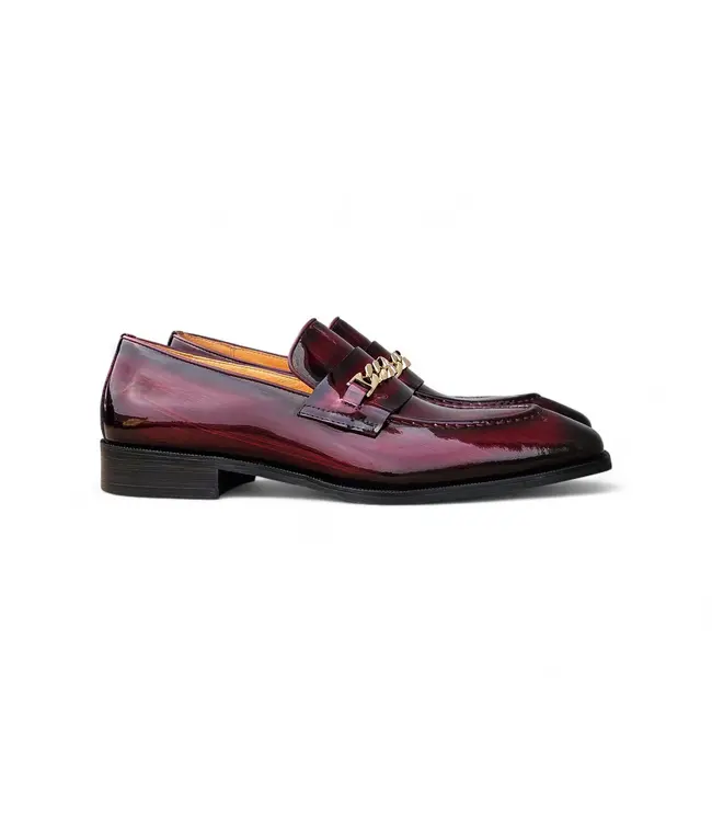 Carrucci Carrucci Amber Patent Leather Chain Loafer