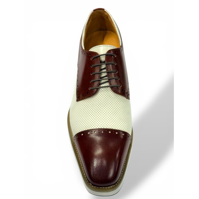 Carrucci Carrucci 'KS522-08T' Cap-Toe Lace-Up