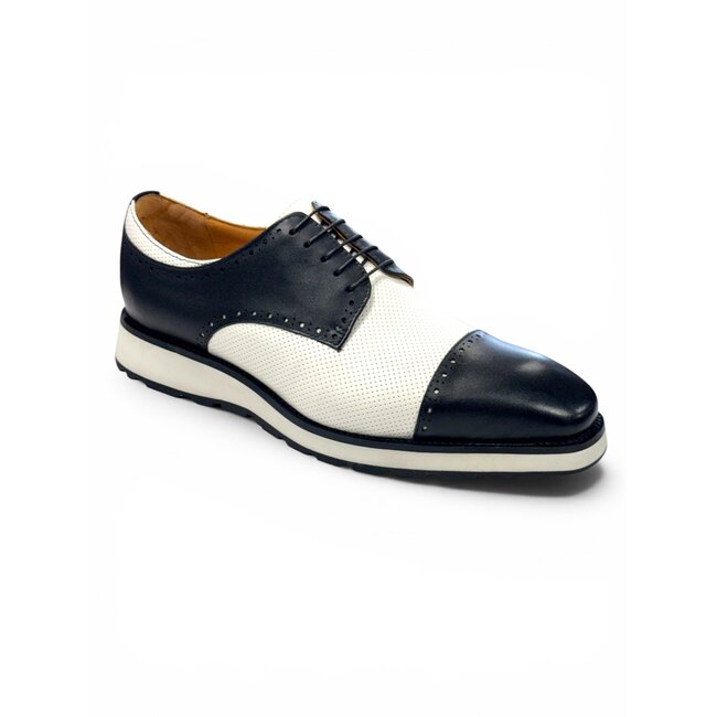 Carrucci Carrucci 'KS522-08T' Cap-Toe Lace-Up