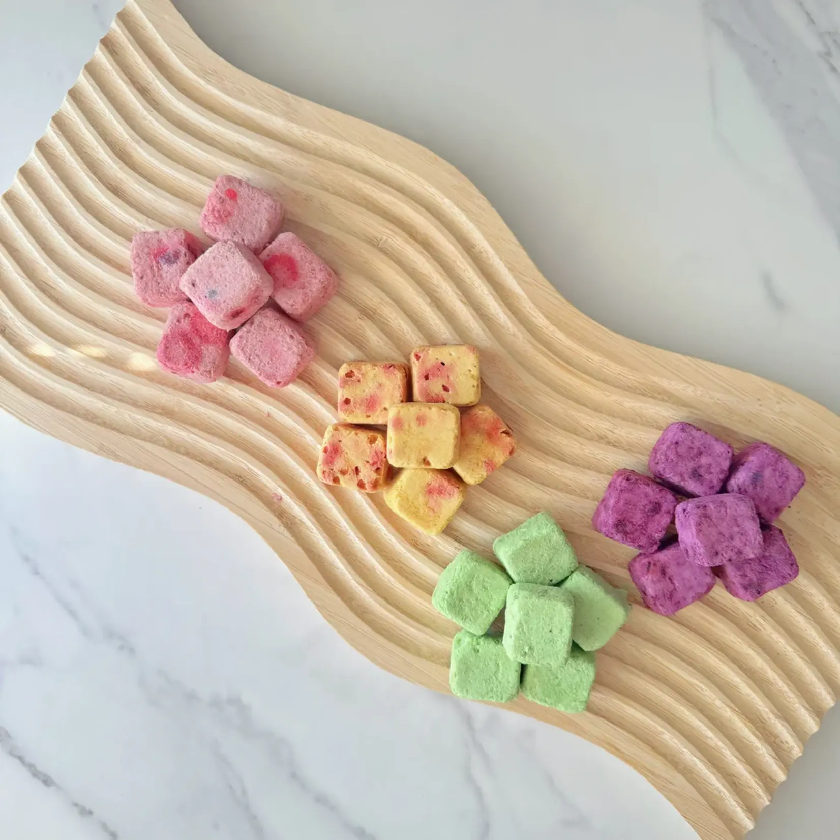 Loopy Paws Loopy Paws: Crispy Goat Yogurt: Pumpkin & Strawberry 30g