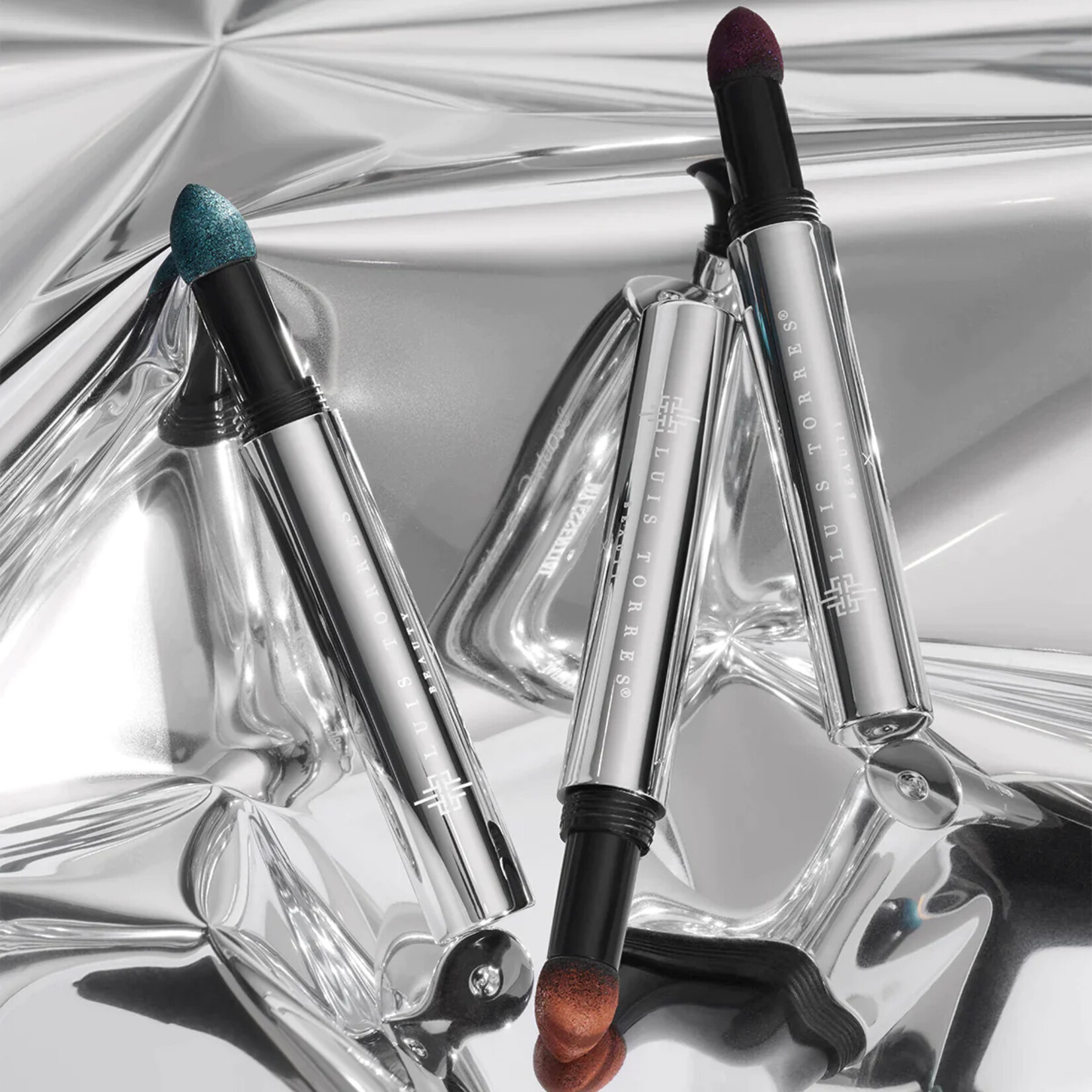 Beauty creations Sombra en lapiz con esponja Beauty Creations x Luis Torres My essentials 3 piezas