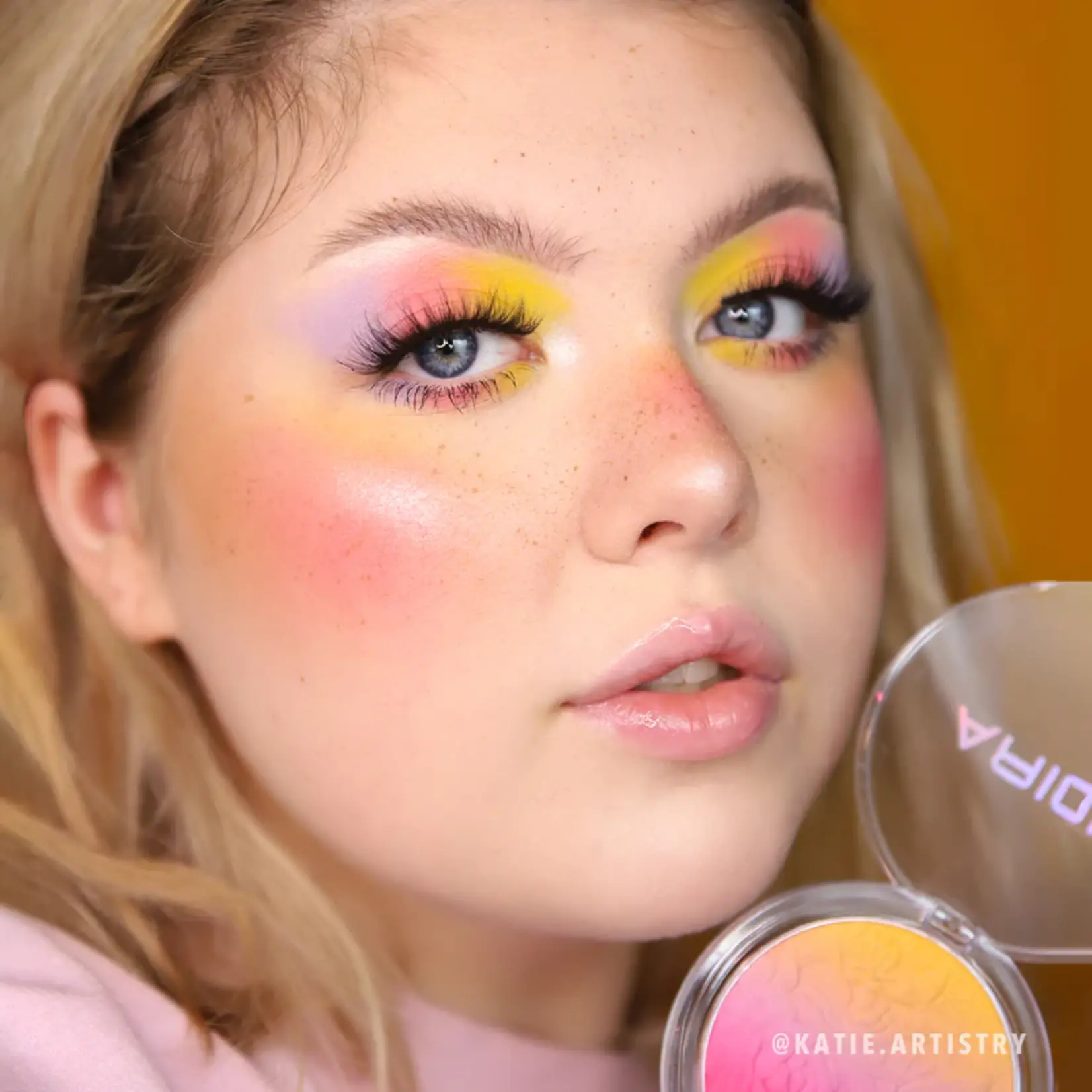 Moira Rubor polvo Moira Ombre Blush 004 Morning Sunshine