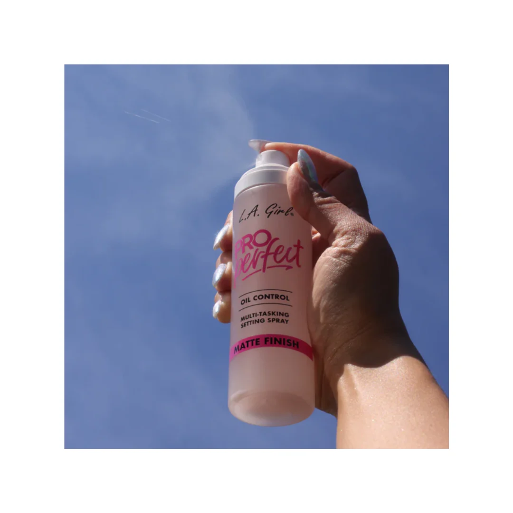 La Girl Fijador de maquillaje liquido LA Girl Pro Perfect 105 ml.