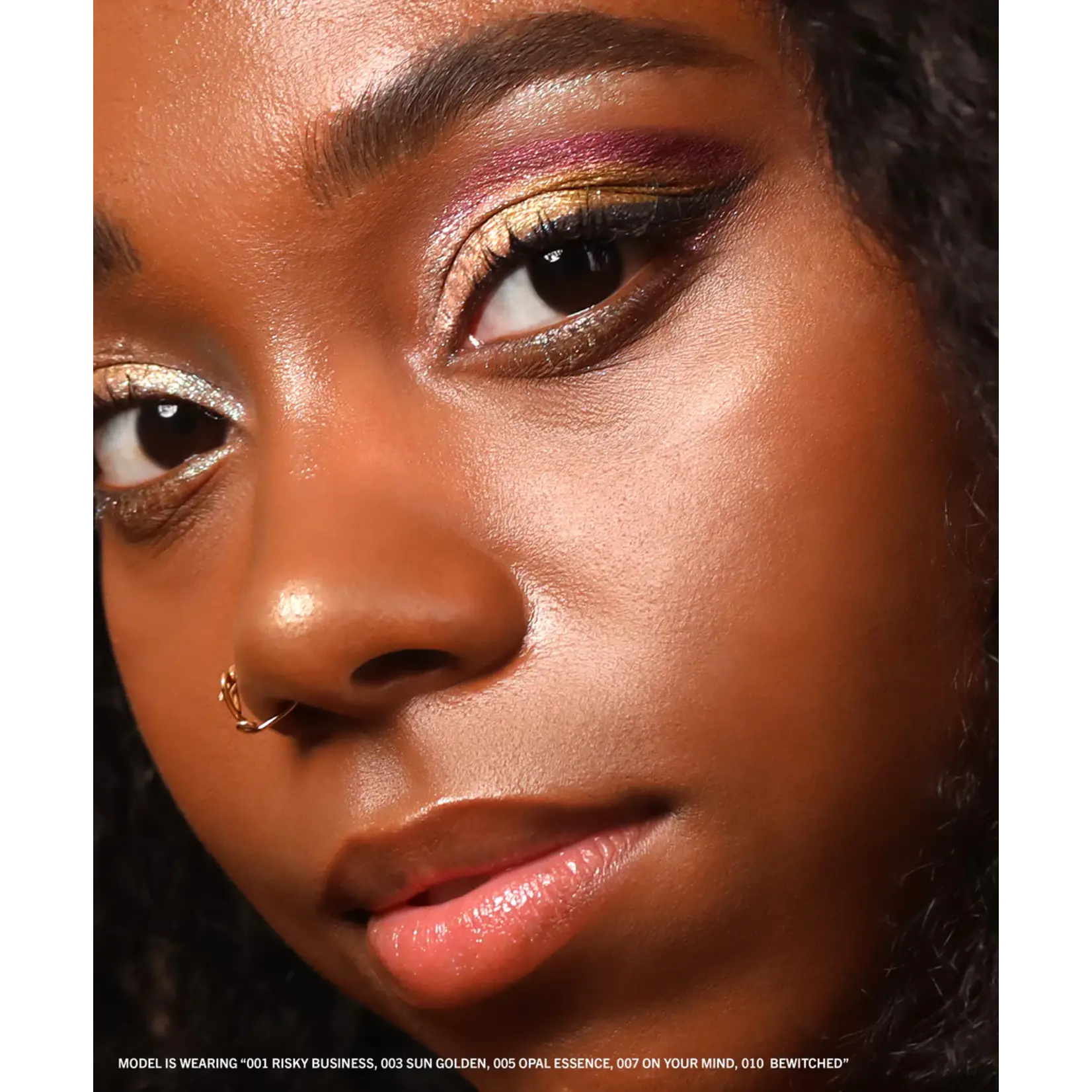 Moira Sombra en barra Moira Stellar glaze stick 06 Ablaze